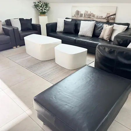 Bes Premium - 90 M2, Clim, Terrasse, Parking, Netflix