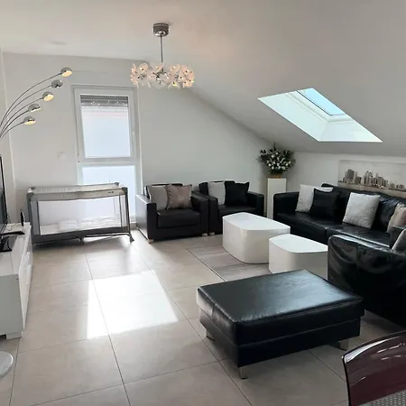 Bes Premium - 90 M2, Clim, Terrasse, Parking, Netflix * Wittenheim