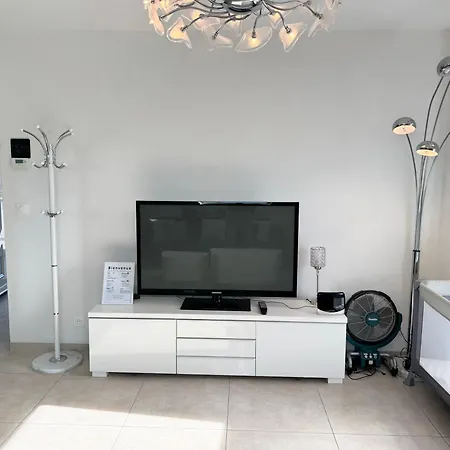Apartment Bes Premium - 90 M2, Clim, Terrasse, Parking, Netflix *