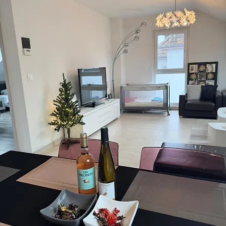 Bes,, Attique Neuf Avec Confort Apartment *