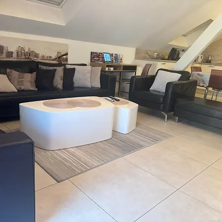 Bes Premium - 90 M2, Clim, Terrasse, Parking, Netflix * Wittenheim