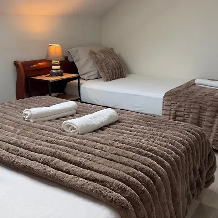 Bes Premium - 90 M2, Clim, Terrasse, Parking, Netflix Apartamento