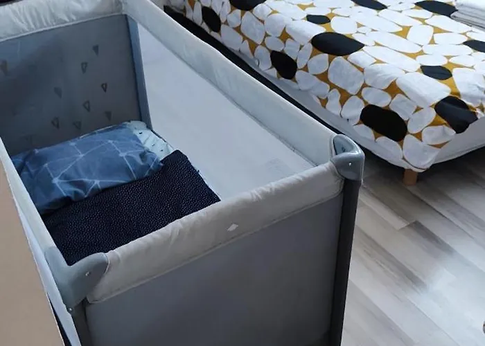 Bes,, Attique Neuf Avec Confort Apartamento *