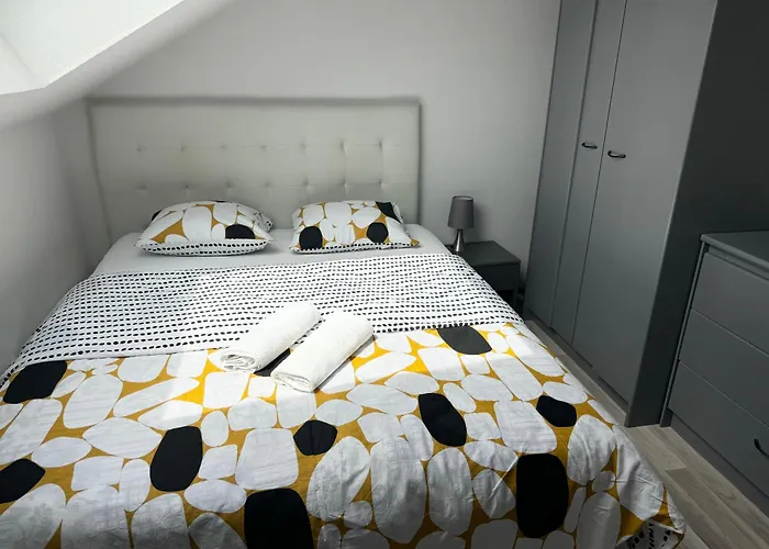 Apartamento Bes,, Attique Neuf Avec Confort *