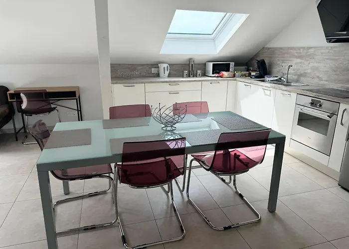 Bes,, Attique Neuf Avec Confort * Wittenheim